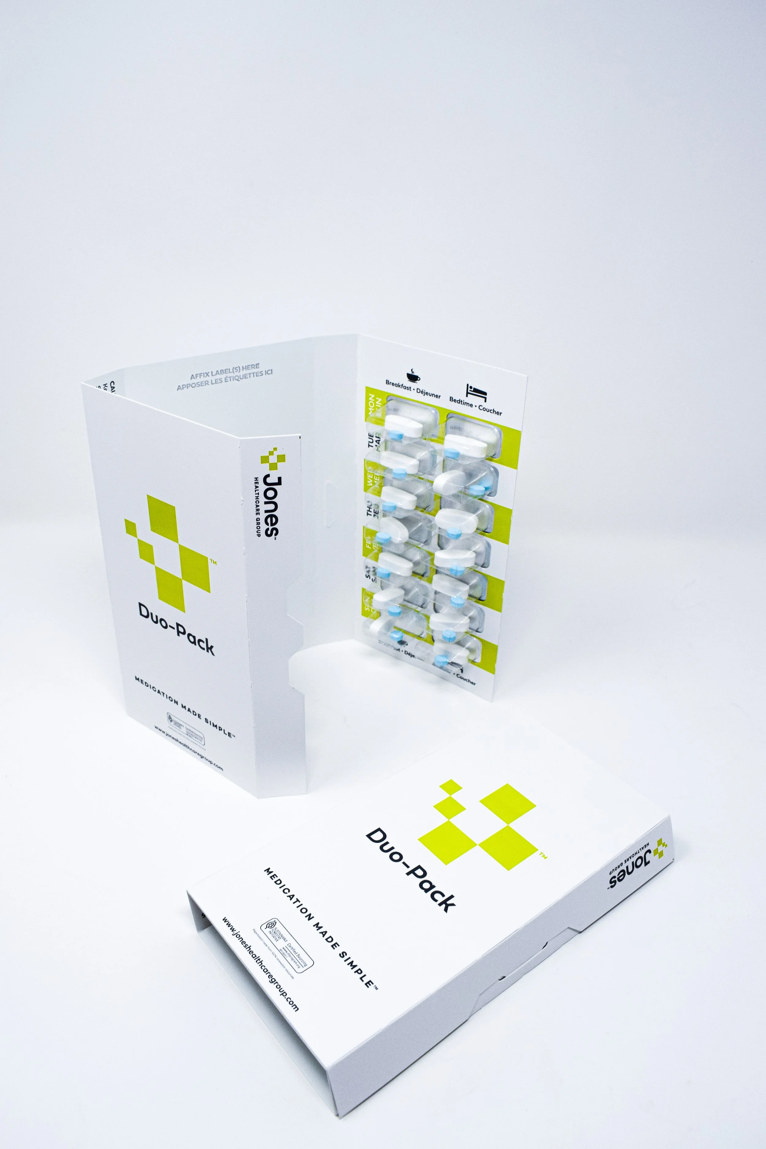 Medication adherence solution for multiple daily doses in a weekly manager.
