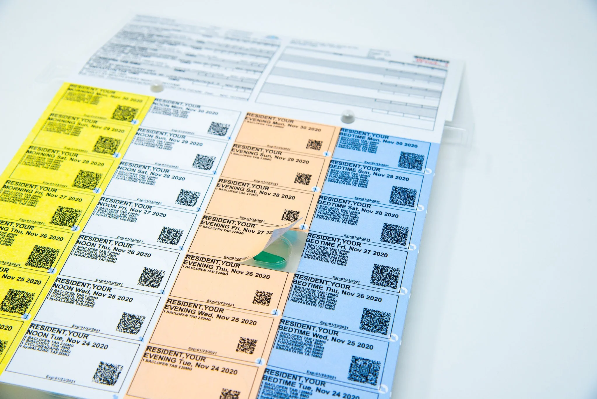Image of the new multi-dose medication adherence package FlexRx Reseal showing the detail of resealable blister.