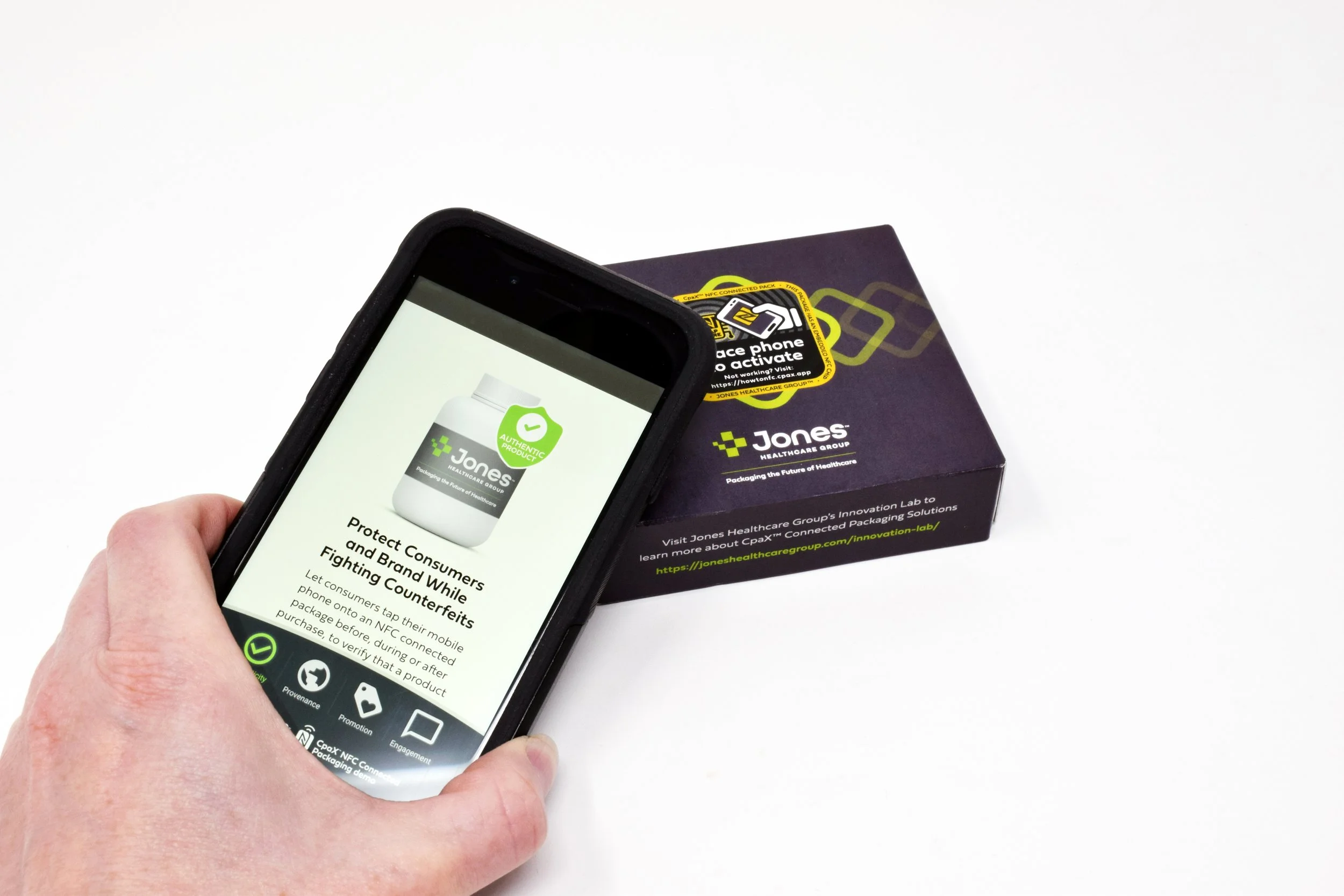 Connected technology improves patient medication adherence with real-time insight.